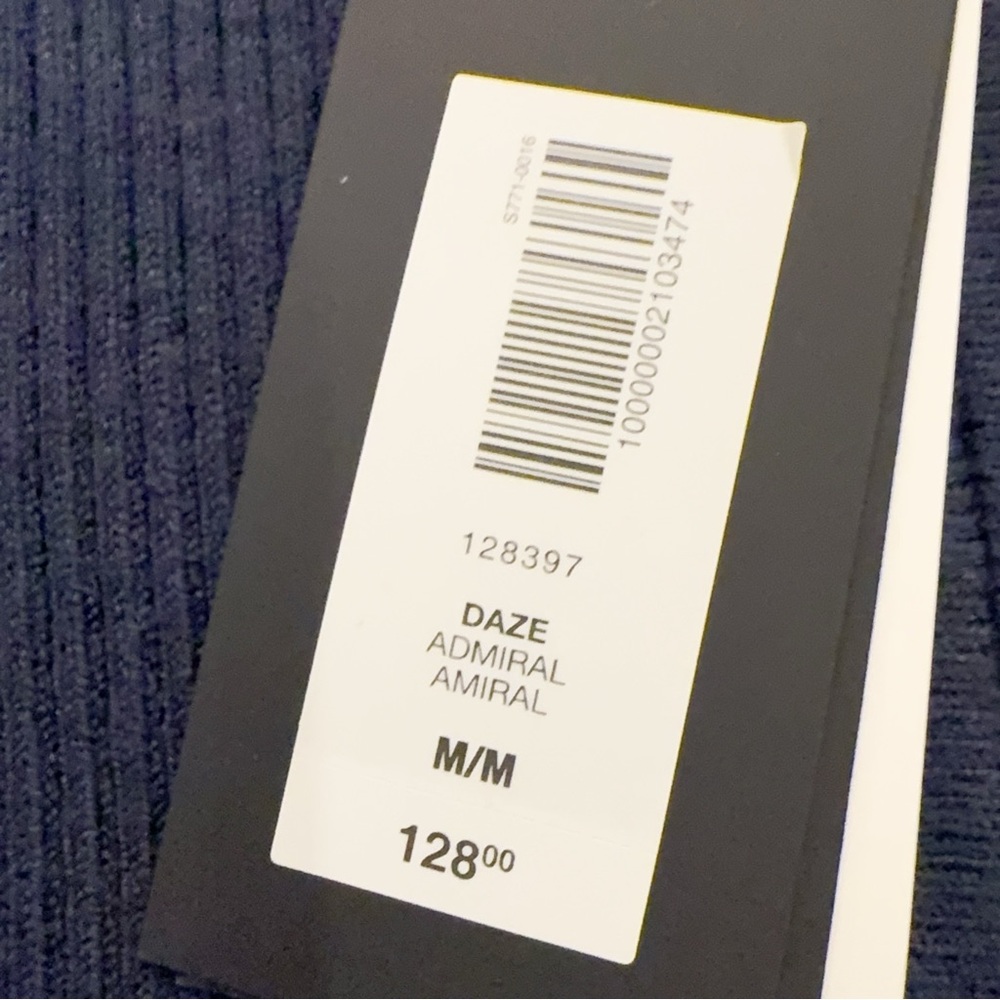 NWT 128397 Aritzia TNA Daze admiral M - Picture 5 of 5